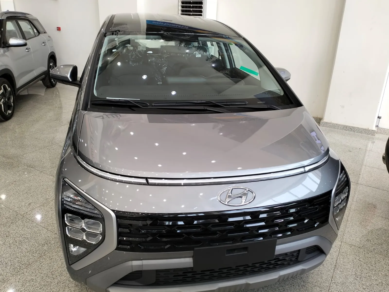 Hundai Stargazer Smart 2025